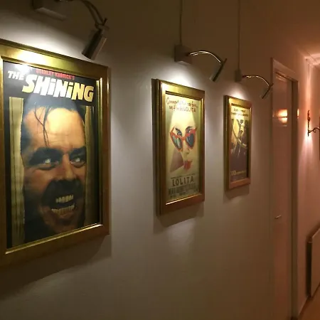 Apartamento Ruim Met Terras Rustig Gelegen, Centrum *