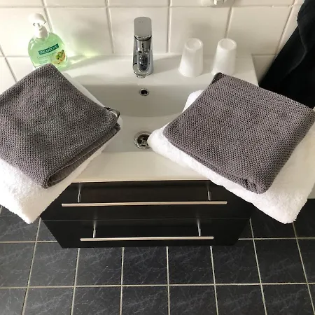 Ruim Met Terras Rustig Gelegen, Centrum * Bergen