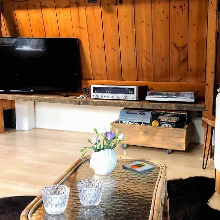 Apartmán Ruim Met Terras Rustig Gelegen, Centrum *