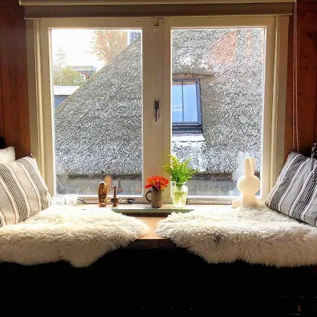 Apartamento Ruim Met Terras Rustig Gelegen, Centrum Bergen