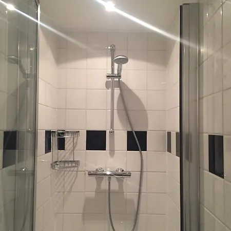 Ruim Met Terras Rustig Gelegen, Centrum * Bergen