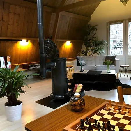 Apartamento Ruim Met Terras Rustig Gelegen, Centrum Bergen