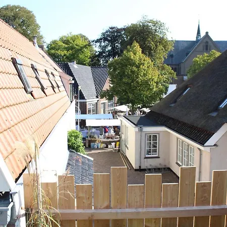 Ruim Met Terras Rustig Gelegen, Centrum Bergen