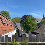 Ruim Met Terras Rustig Gelegen, Centrum *