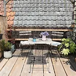 Apartment Ruim Met Terras Rustig Gelegen, Centrum