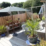 Ruim Met Terras Rustig Gelegen, Centrum *