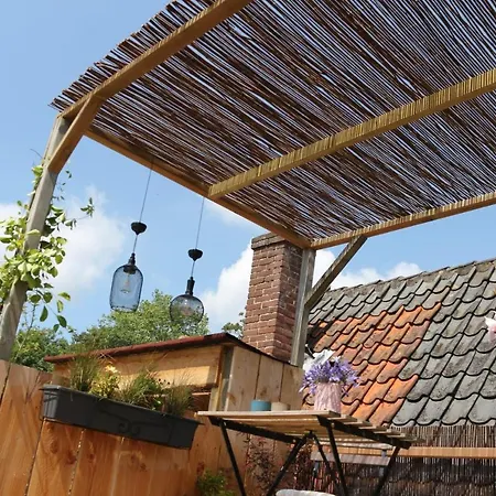 Ruim Met Terras Rustig Gelegen, Centrum Apartmán Bergen