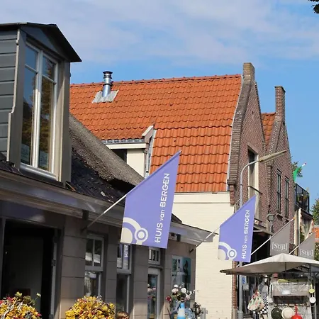 Ruim Met Terras Rustig Gelegen, Centrum Apartmán