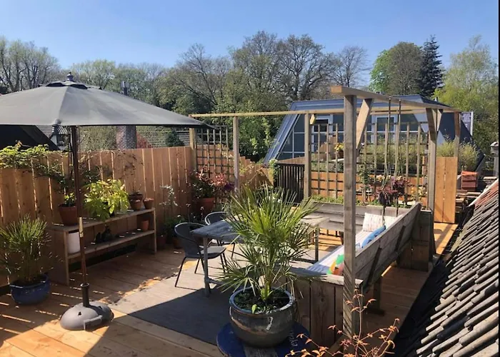 Ruim Met Terras Rustig Gelegen, Centrum