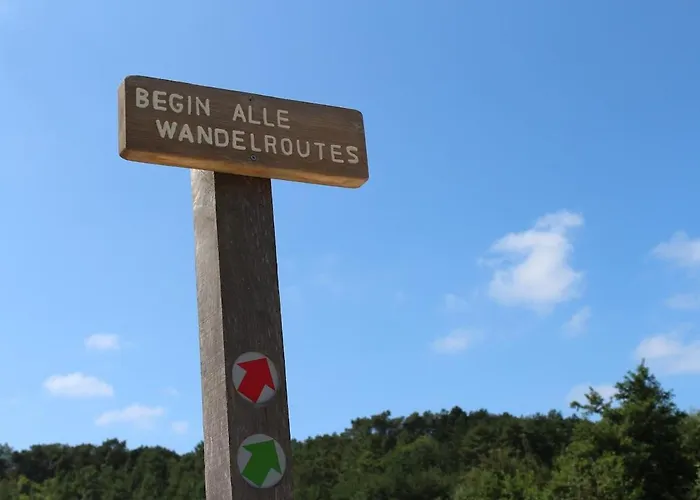 דירה Ruim Met Terras Rustig Gelegen, Centrum