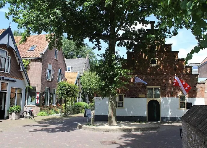 Ruim Met Terras Rustig Gelegen, Centrum ברחן