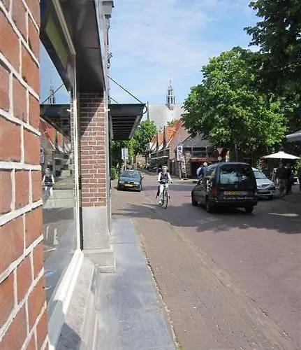 דירה Ruim Met Terras Rustig Gelegen, Centrum ברחן