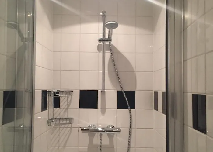 דירה Ruim Met Terras Rustig Gelegen, Centrum ברחן