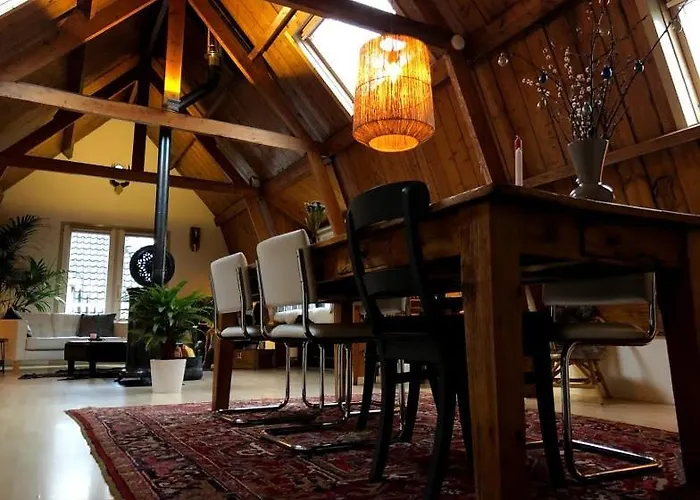 Ruim Met Terras Rustig Gelegen, Centrum ברחן