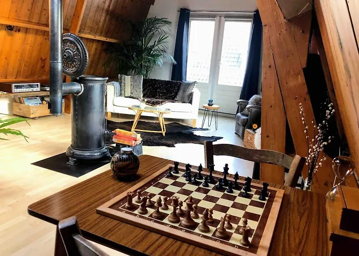 Ruim Met Terras Rustig Gelegen, Centrum ברחן