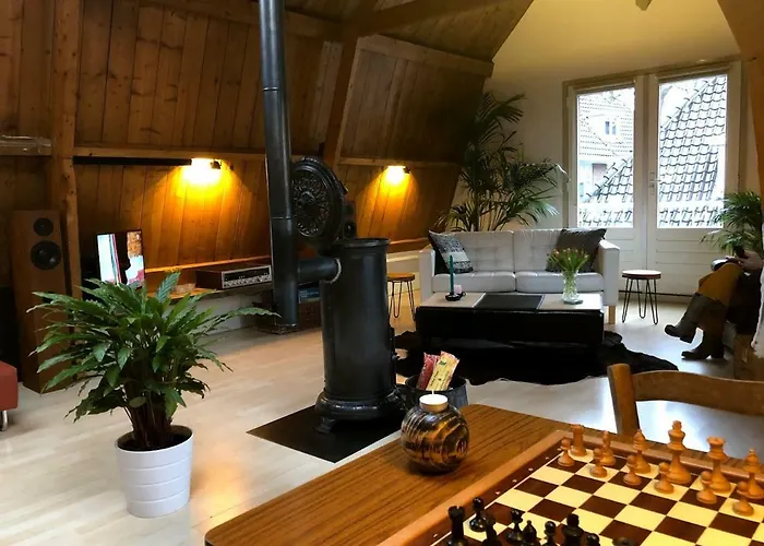 דירה Ruim Met Terras Rustig Gelegen, Centrum ברחן