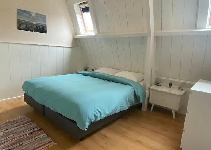 Ruim Met Terras Rustig Gelegen, Centrum *